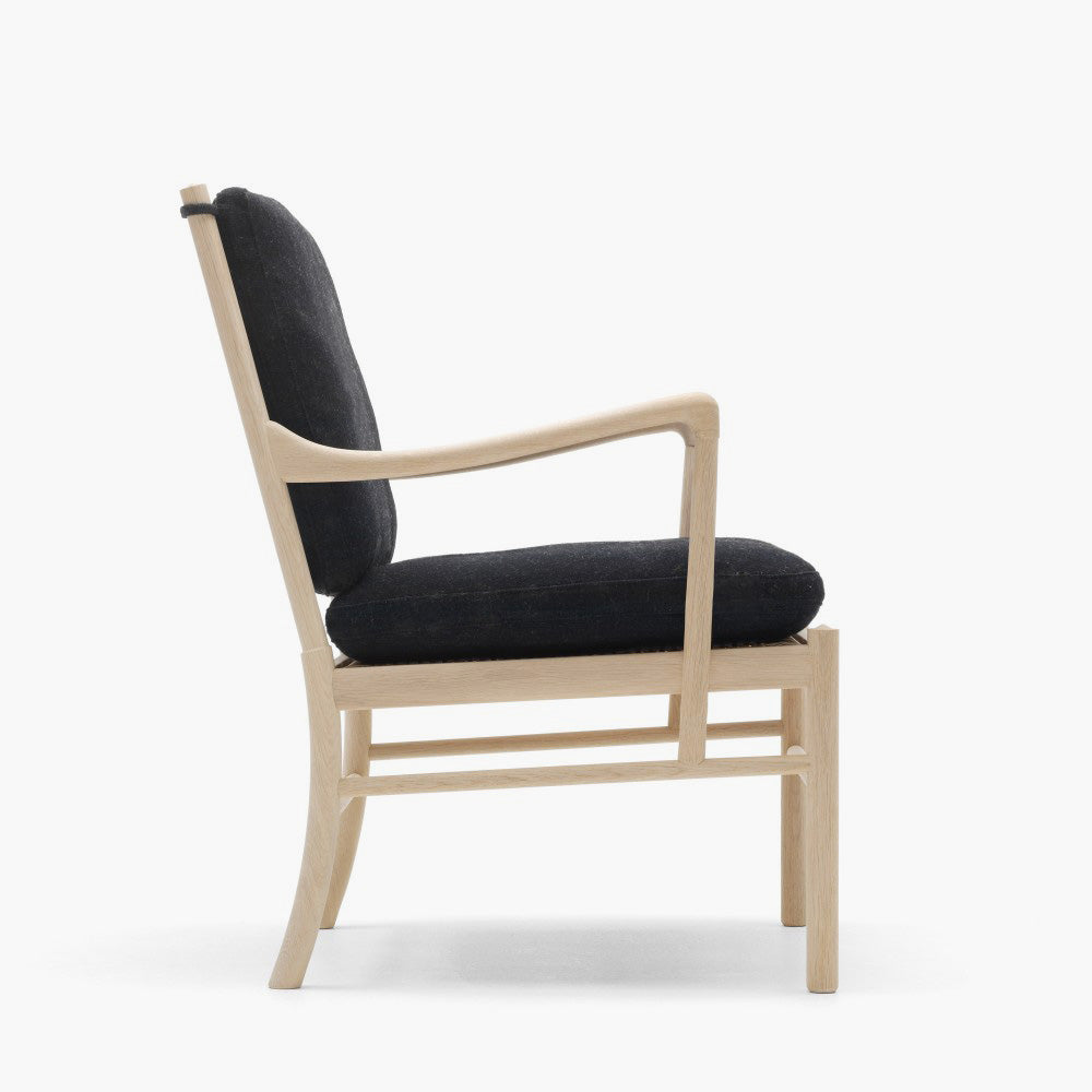 OW149 Colonial Chair